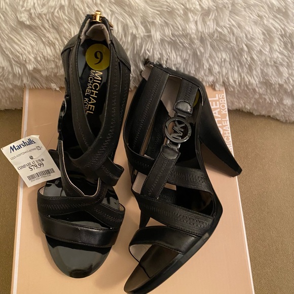 Michael Kors Black Sandals-Size 9 - Picture 2 of 2
